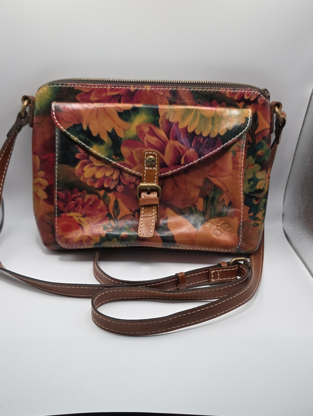 Patricia Nash Leather Purse With Flower Design